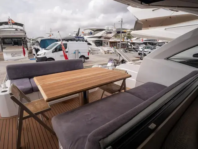 Sunseeker Predator 55 Evo