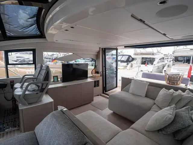 Sunseeker Predator 55 Evo