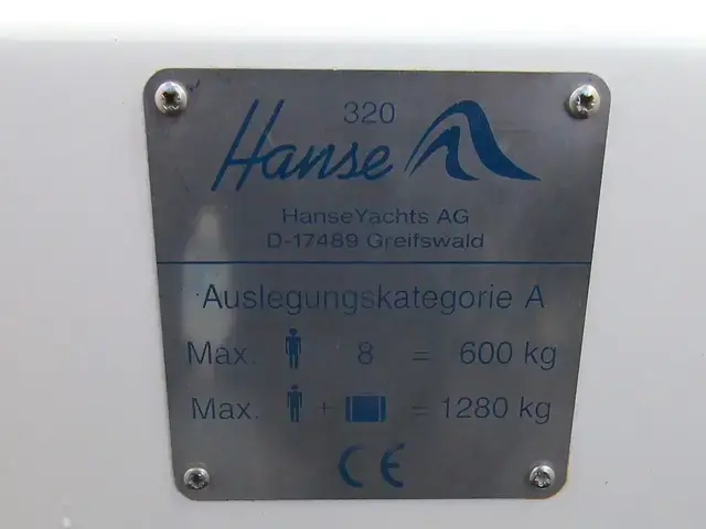 Hanse 320