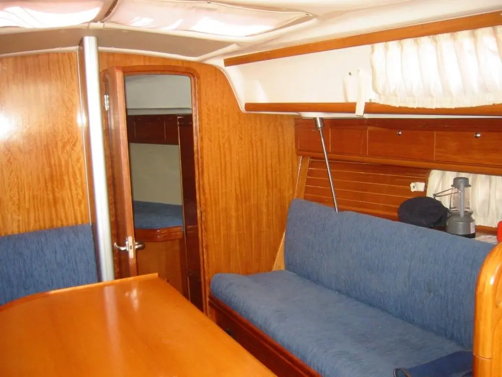 2005 Bavaria 33 cruiser