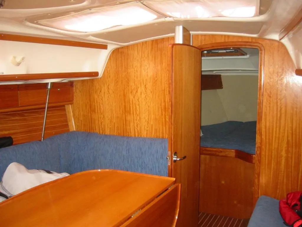 2005 Bavaria 33 cruiser