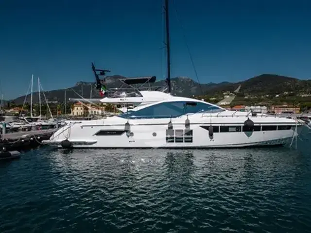 Azimut S7