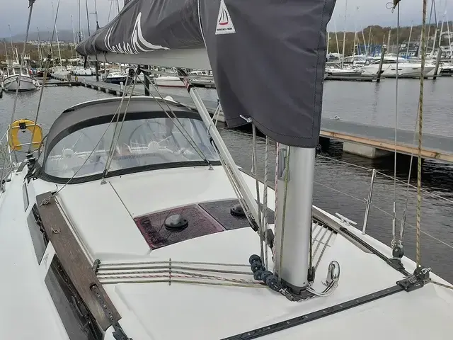 Hanse 345