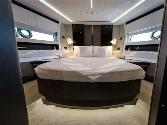 Azimut S7