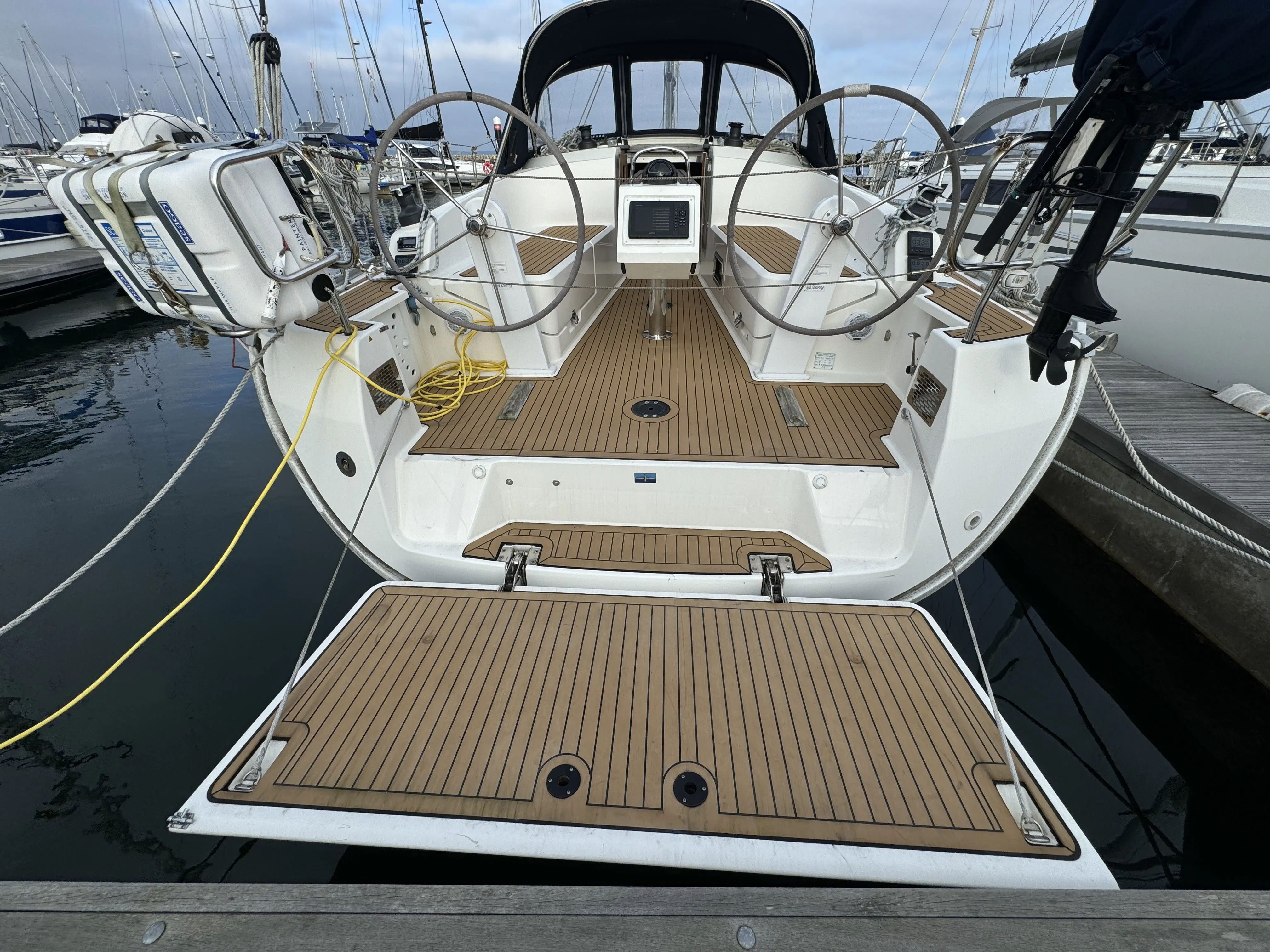 2016 Bavaria cruiser 37