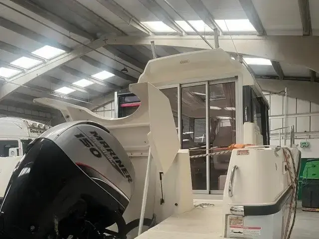 Quicksilver 755 Pilothouse