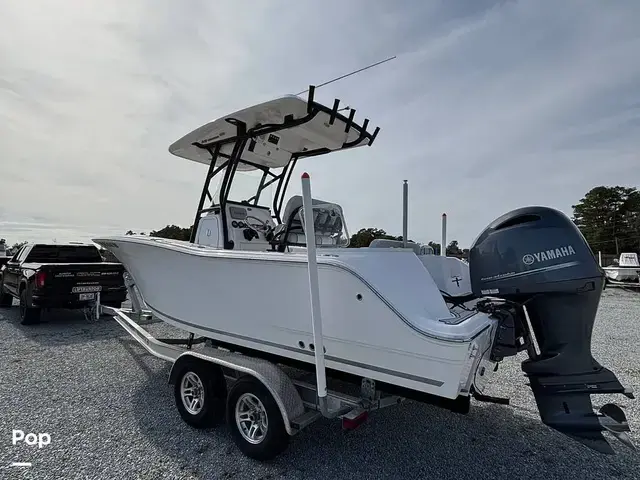 Sea Fox 228 Commander