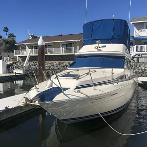 1984 Sea Ray SRV 340 Sedan Bridge