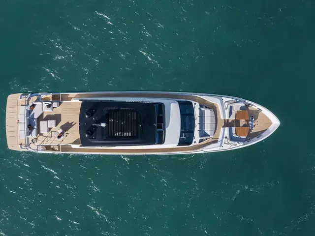 Ferretti Yachts 1000