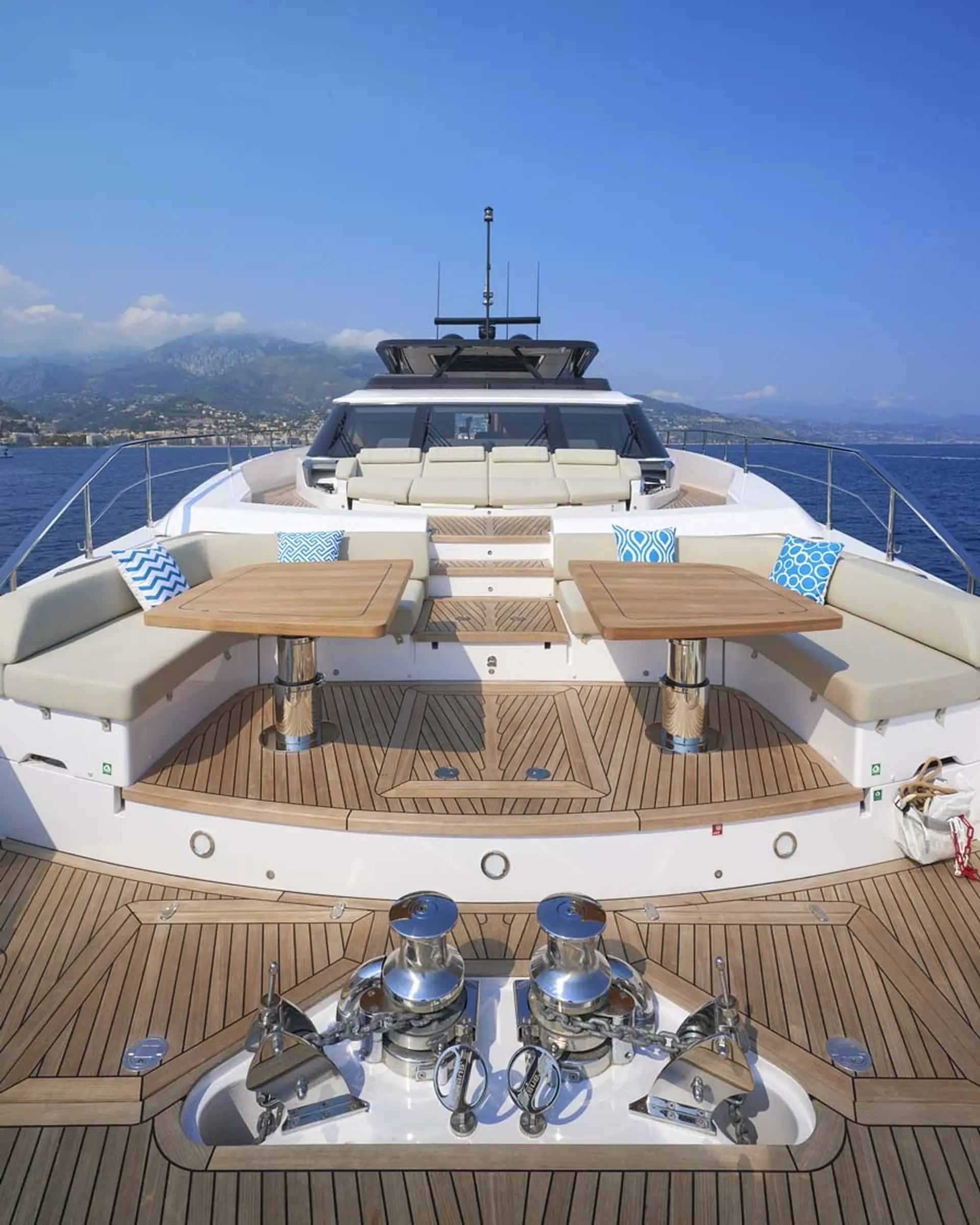 2022 Ferretti 1000