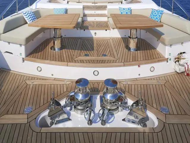 Ferretti Yachts 1000