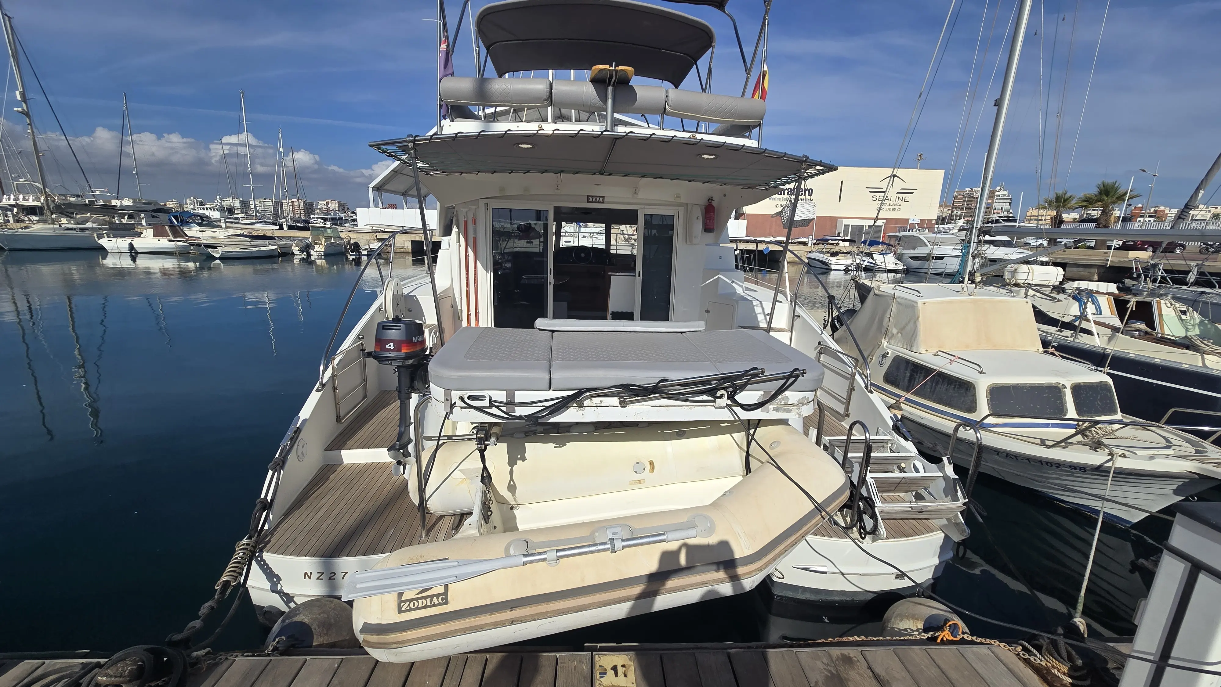 2011 Fountaine Pajot highland 35 pilot