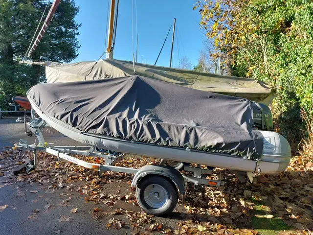 Zodiac Cadet 340