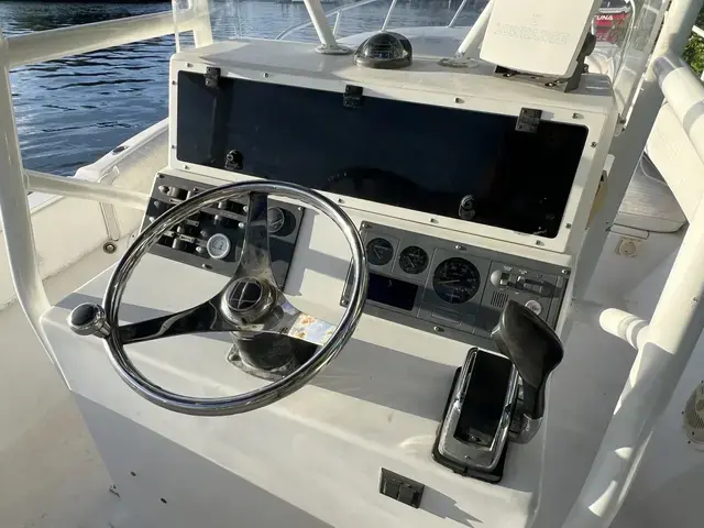 Dusky 256 Center Console