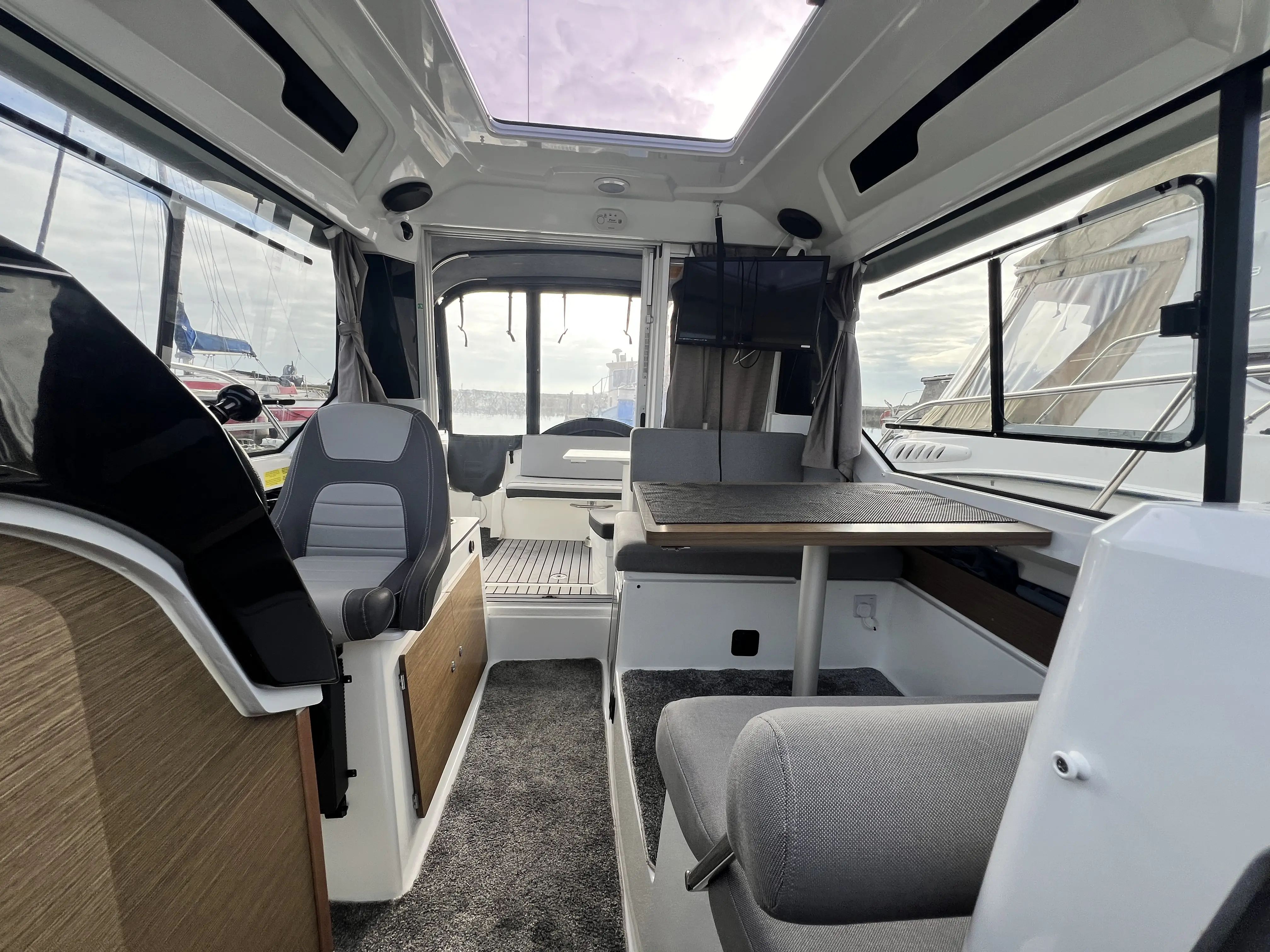 2019 Jeanneau merry fisher 795