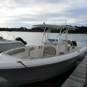 2021 Sailfish 242 CC