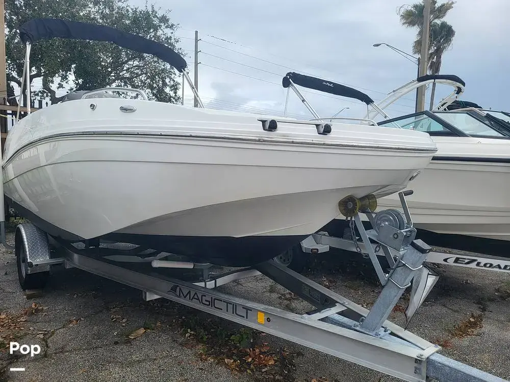 2018 Hurricane sundeck sport ob 192