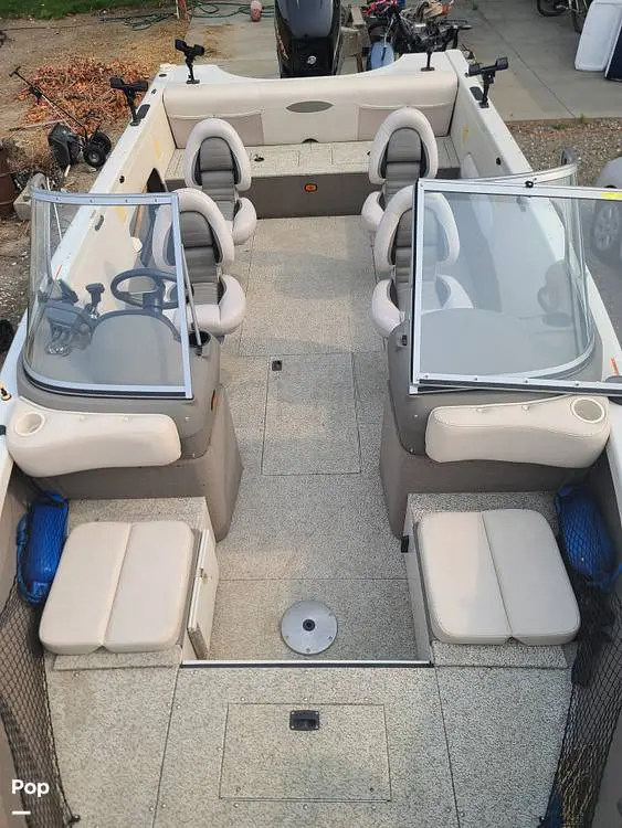 2009 Crestliner 2150 sportfish sst