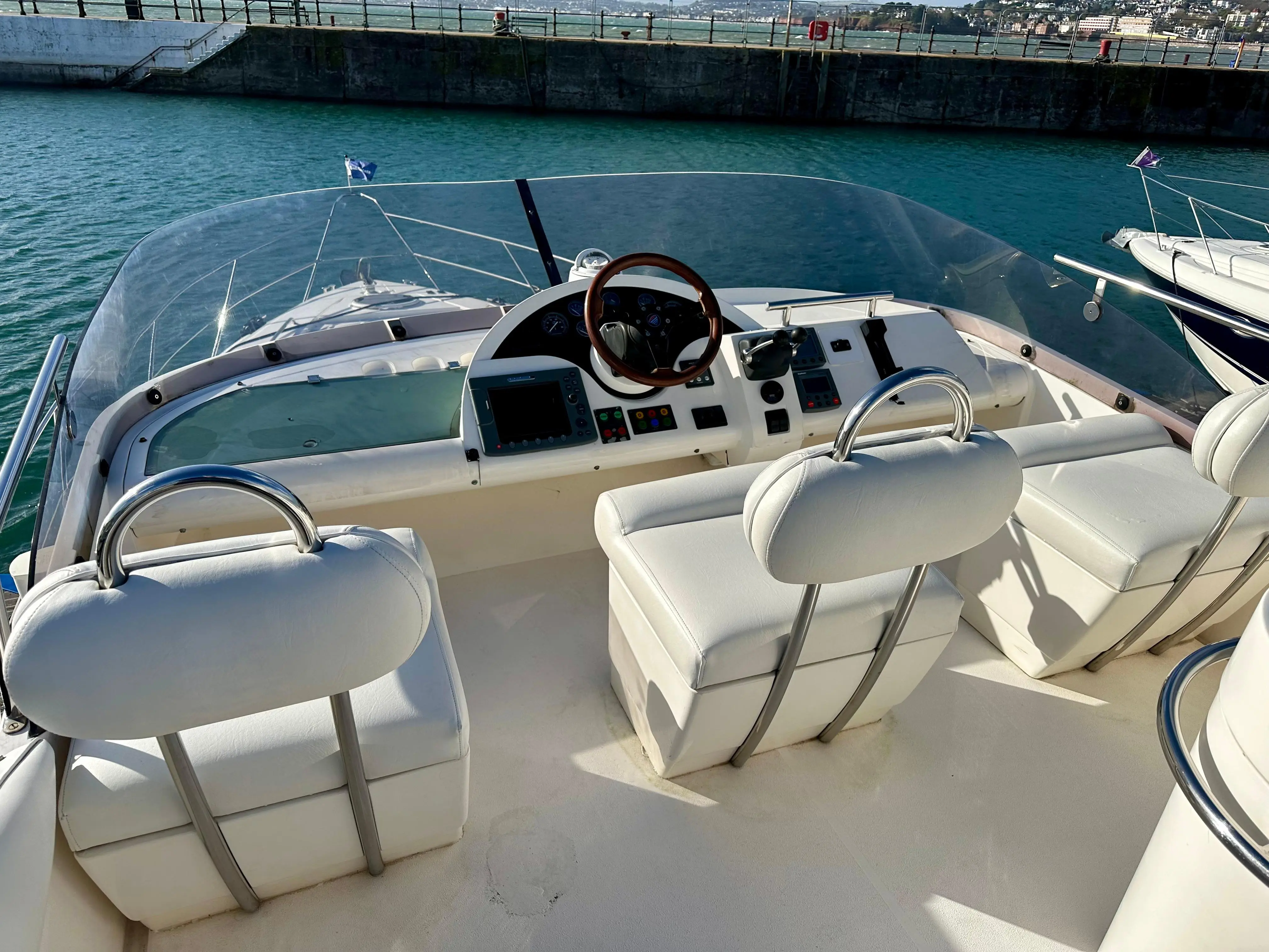 2000 Fairline phantom 43