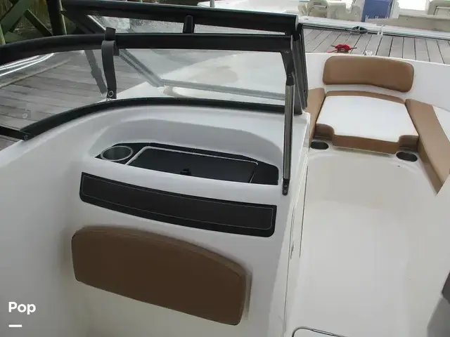 Bayliner Vr5