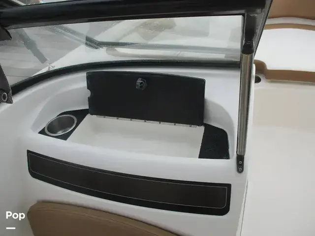 Bayliner Vr5