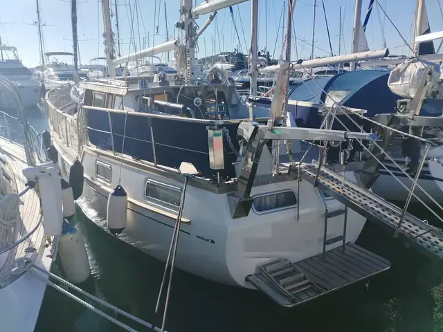 Nauticat 38