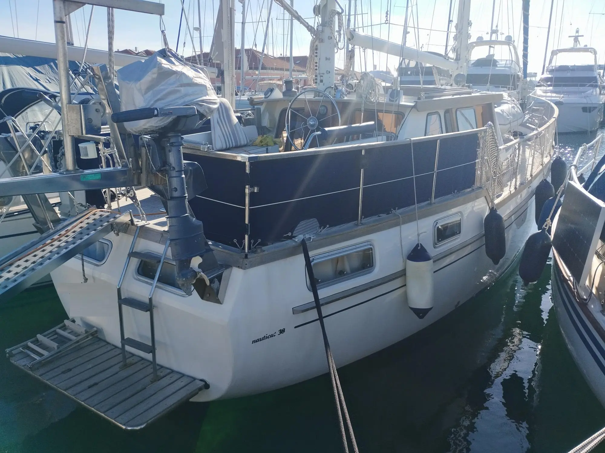 1989 Nauticat 38