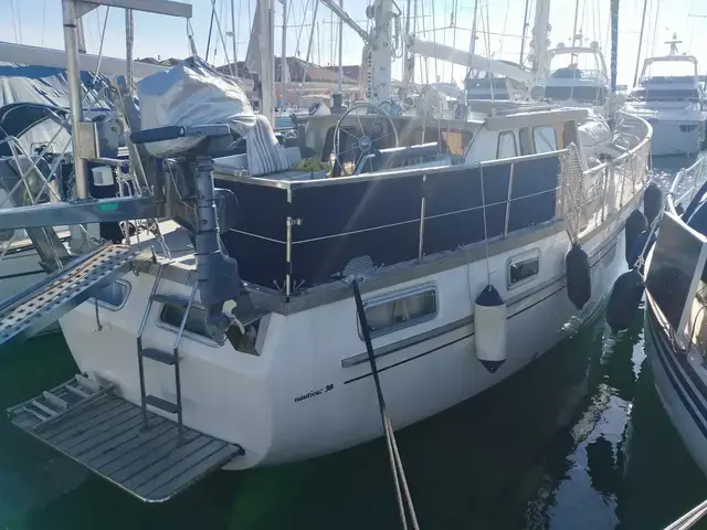 Nauticat 38