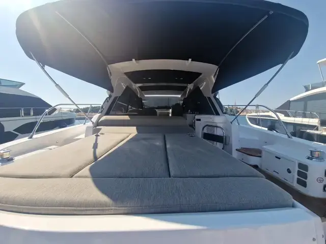 Azimut 51