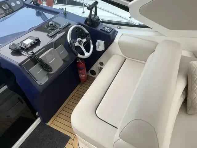 Sealine S34