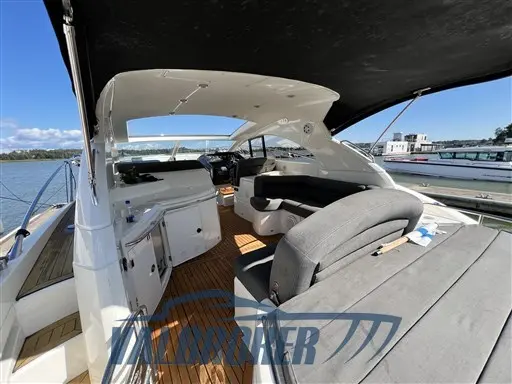 2009 Sunseeker portofino 47