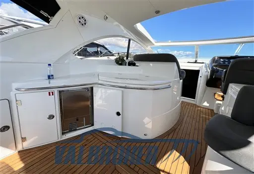 2009 Sunseeker portofino 47