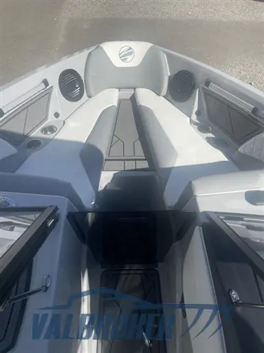 2023 Tige z3 wakesurf