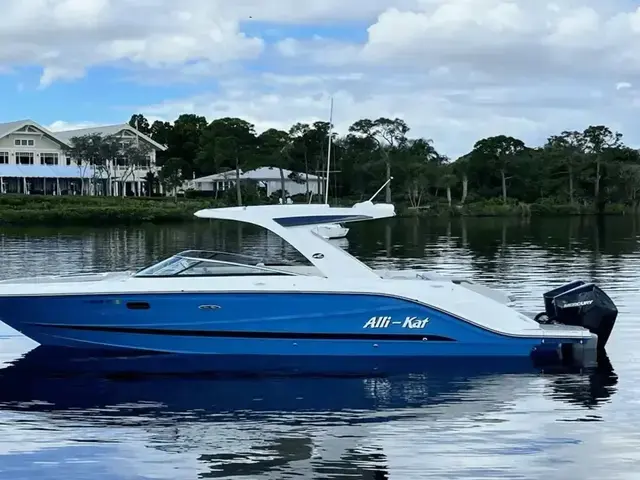 Sea Ray SLX 310 OB for sale in United States of America for $299,000