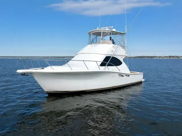 Tiara Yachts 3900 Convertible