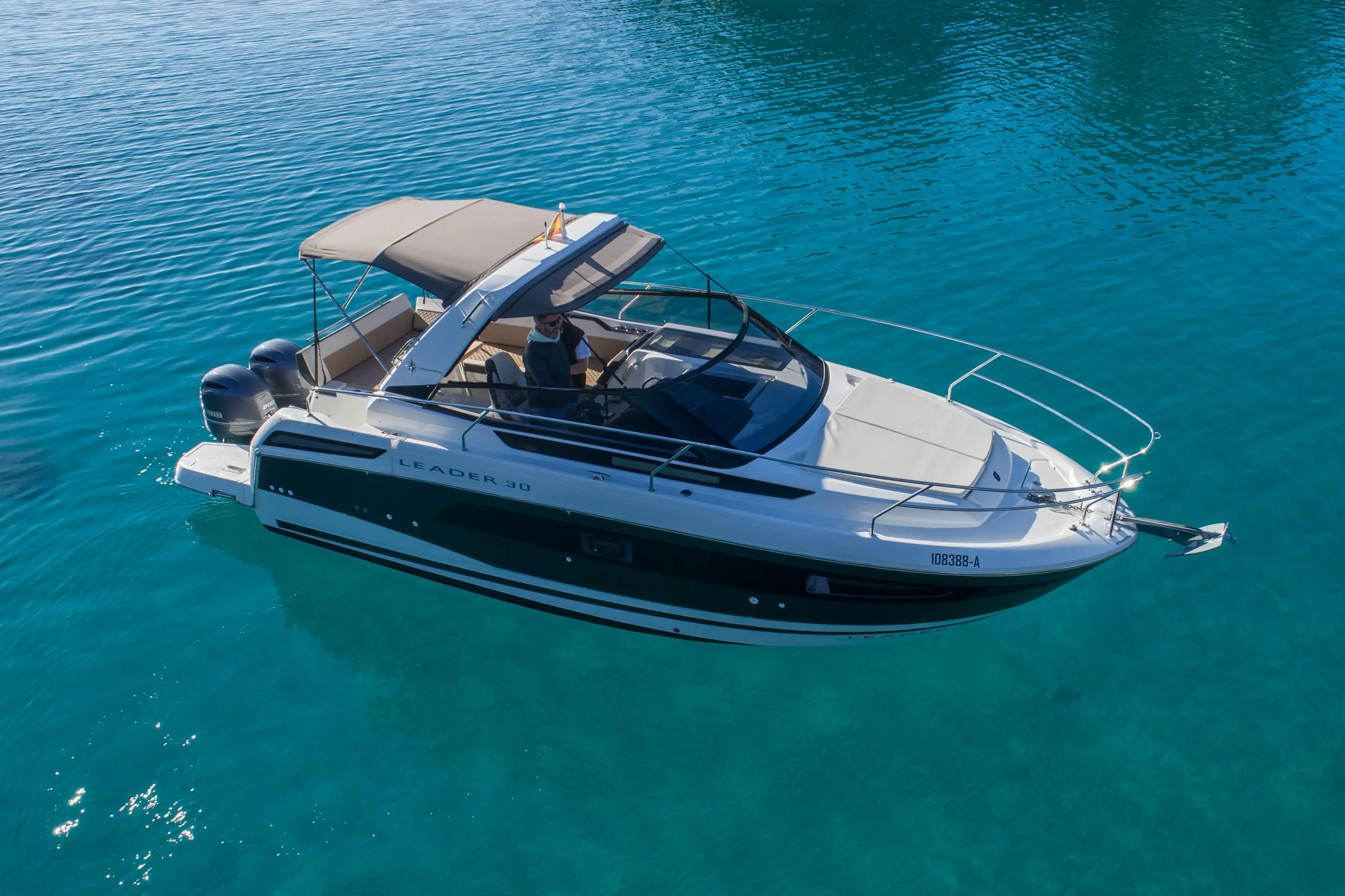 2018 Jeanneau leader 30