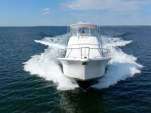 Tiara Yachts 3900 Convertible