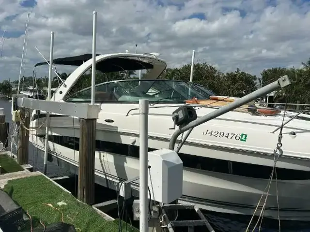 Sea Ray 370 Venture