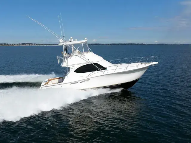 Tiara Yachts 3900 Convertible