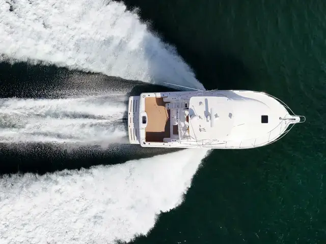 Tiara Yachts 3900 Convertible