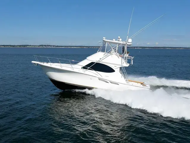 Tiara Yachts 3900 Convertible