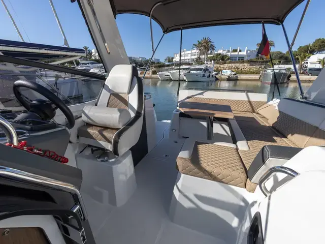 Jeanneau Leader 30