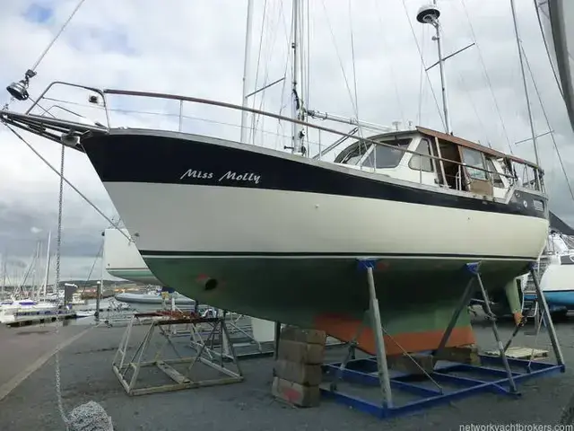 Nauticat 33