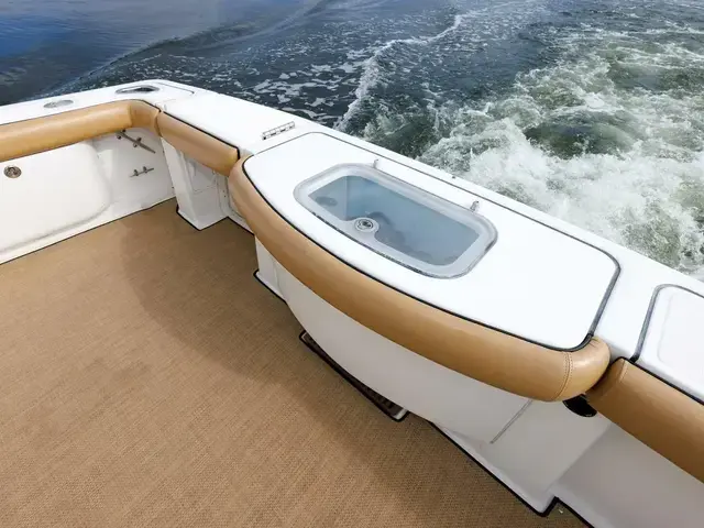 Tiara Yachts 3900 Convertible