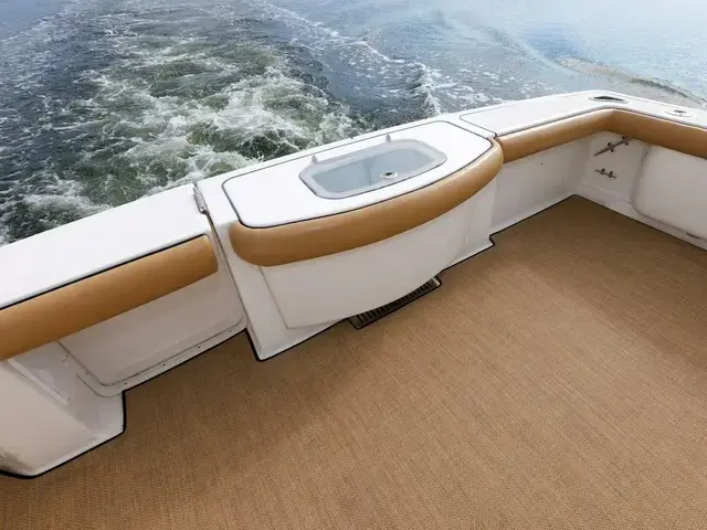 Tiara Yachts 3900 Convertible