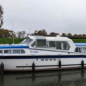 1987 Aquafibre Boats 38