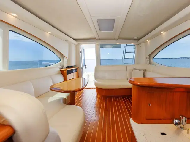 Tiara Yachts 3900 Convertible