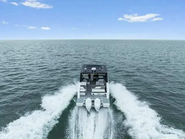 Cruisers Yachts 34 Gls Outboard