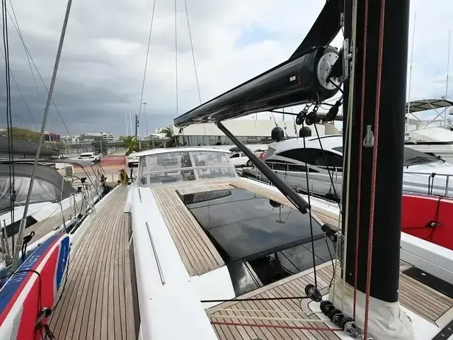 Hanse 675