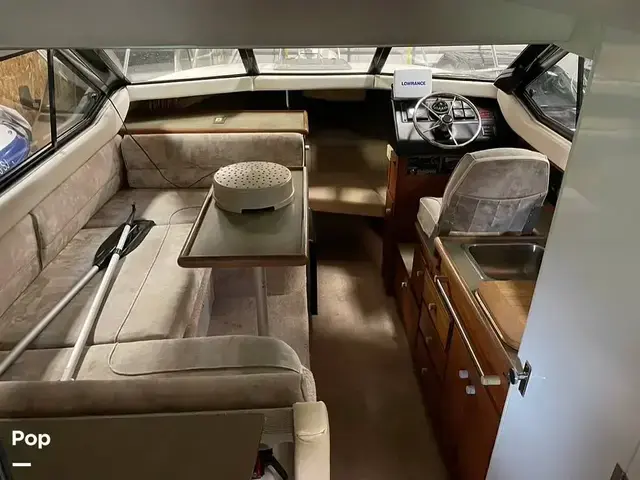 Bayliner 2556 Ciera Command Bridge